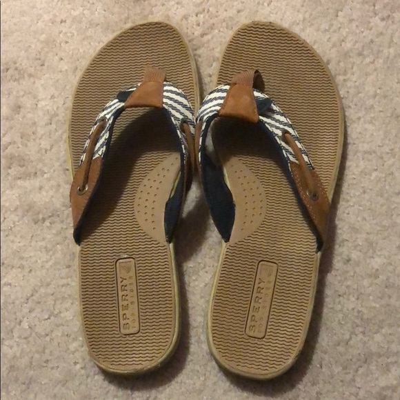 Sperry Shoes - Sperry flip flops- size 8
